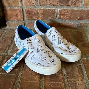 NWT Bucketfeet Shoodles Slip On White Sneakers